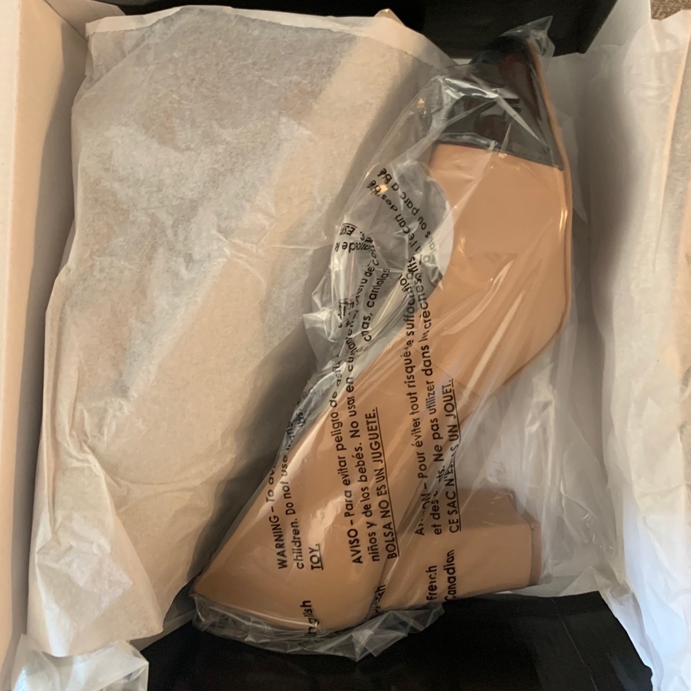 Torrid Tan Block Heel Size 11W